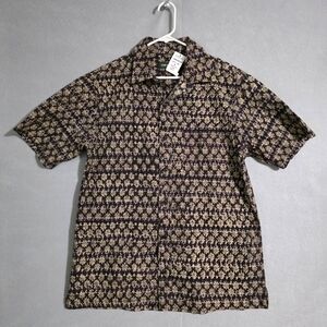 NWT Orvis Mens AOP Kalamkari Block Short Sleeve Button Up Shirt Size Medium